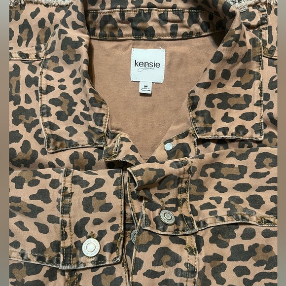 Kensie Animal Print Button-Up Jacket - Picture 3 of 5